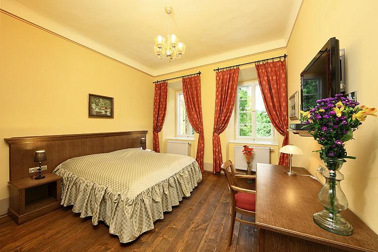 Hotel Edward Kelly Cesky Krumlov Luaran gambar