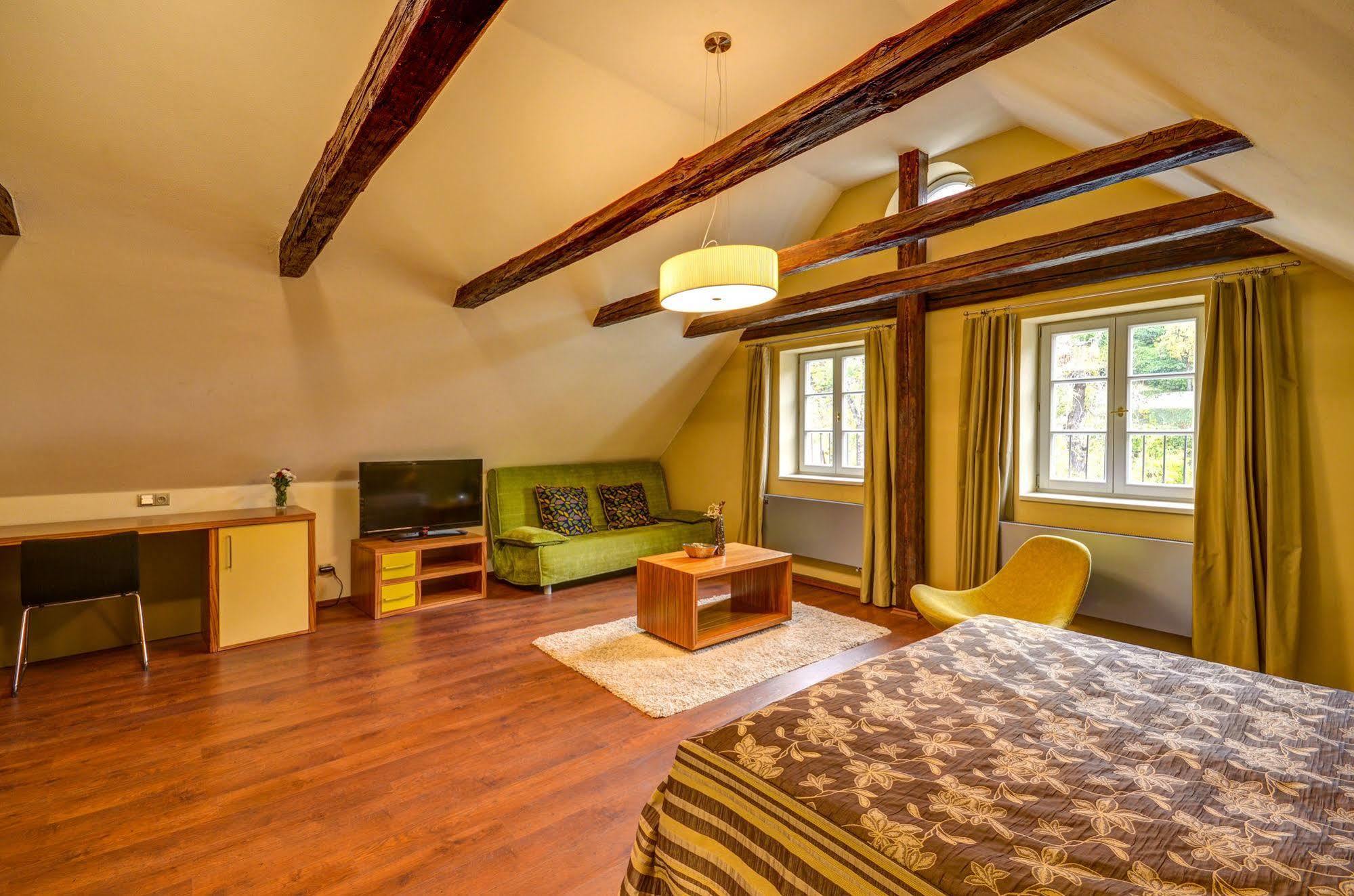Hotel Edward Kelly Cesky Krumlov Luaran gambar