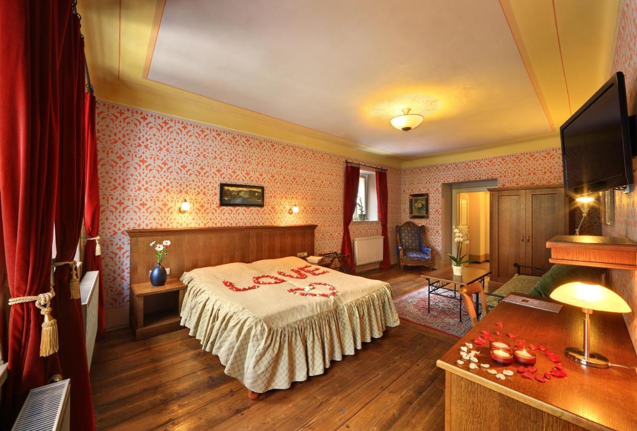 Hotel Edward Kelly Cesky Krumlov Luaran gambar